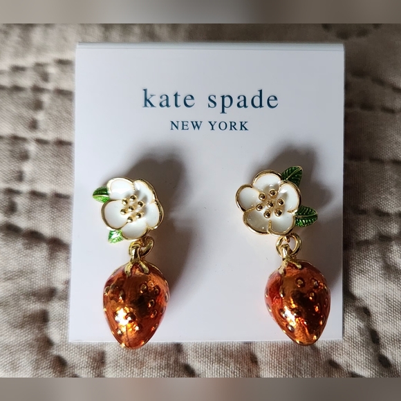 NWT Kate Spade Strawberry Dangling Earrings - Picture 2 of 6